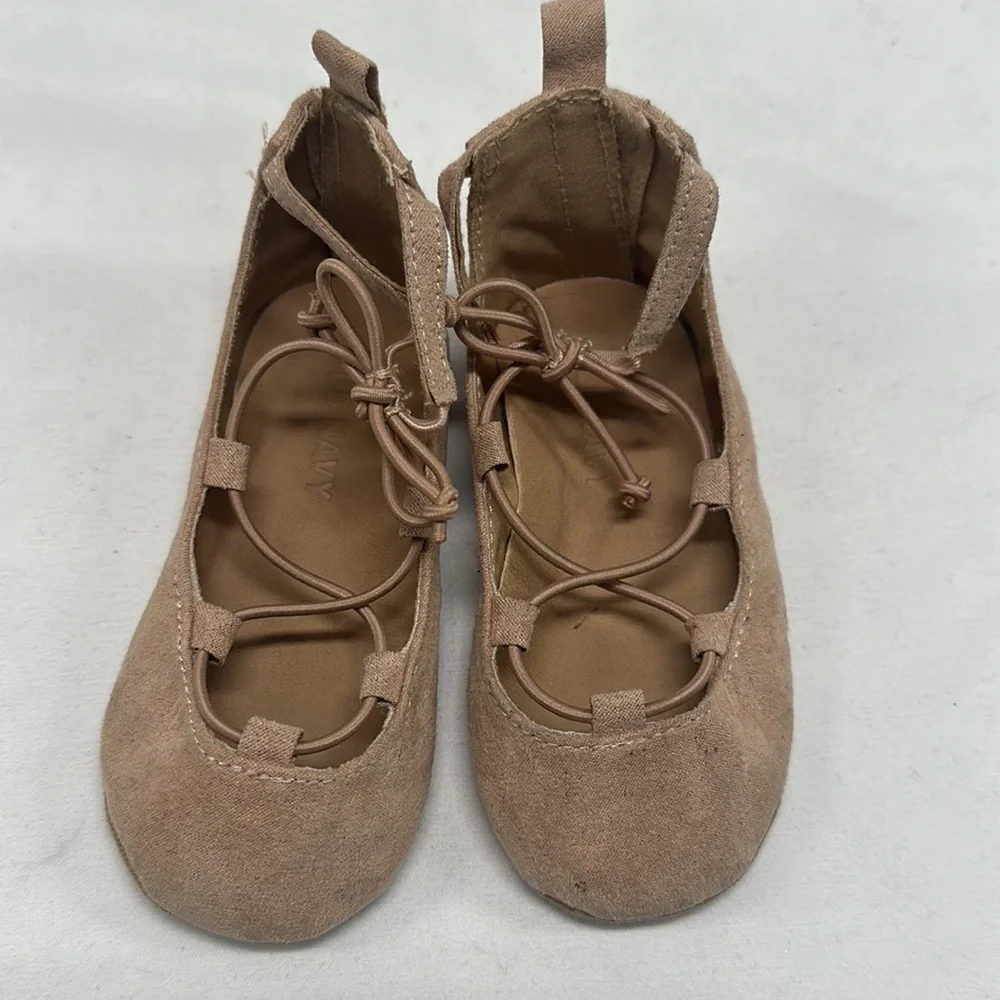 Mixed Lot of Baby Gap & Old Navy Cream Tan Shoes Size 6-12months